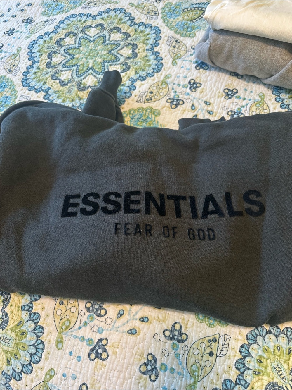 Fear of God ESSENTIALS Pullover Hoodie - Charcoal Black
